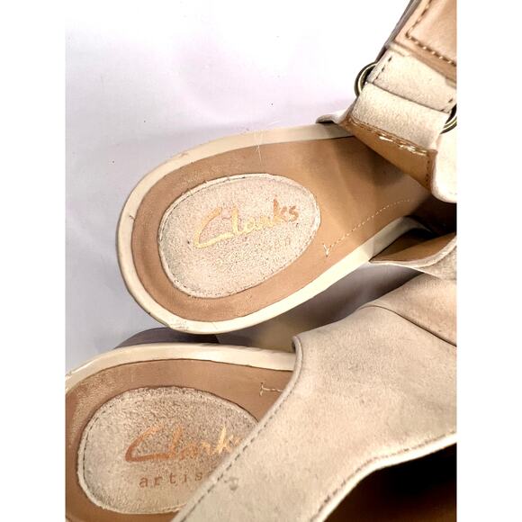 Clarks 9.5M Ralene Shine Sand Suede Slingback Heels Sandals - Picture 3 of 8